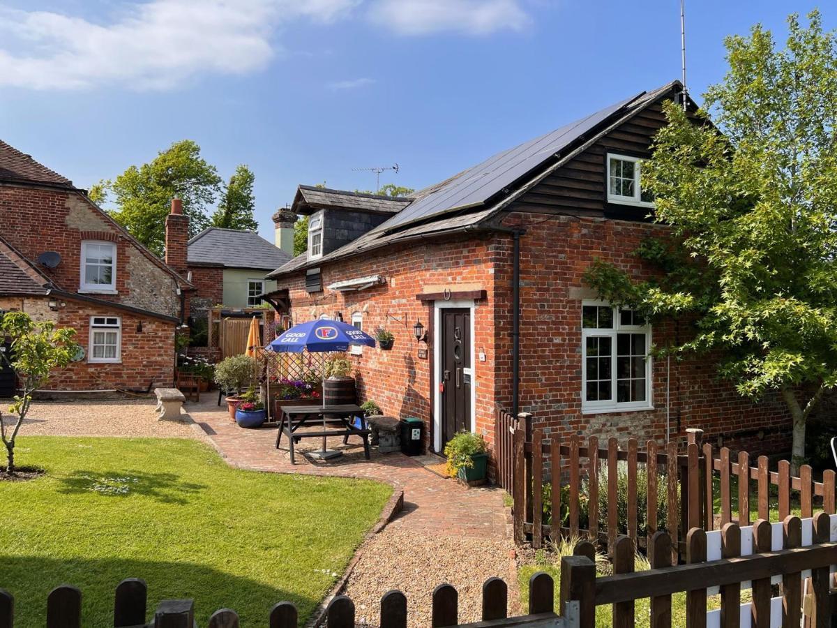 Hunston Mill Self Catering Dog Stay For Free Chichester Luaran gambar