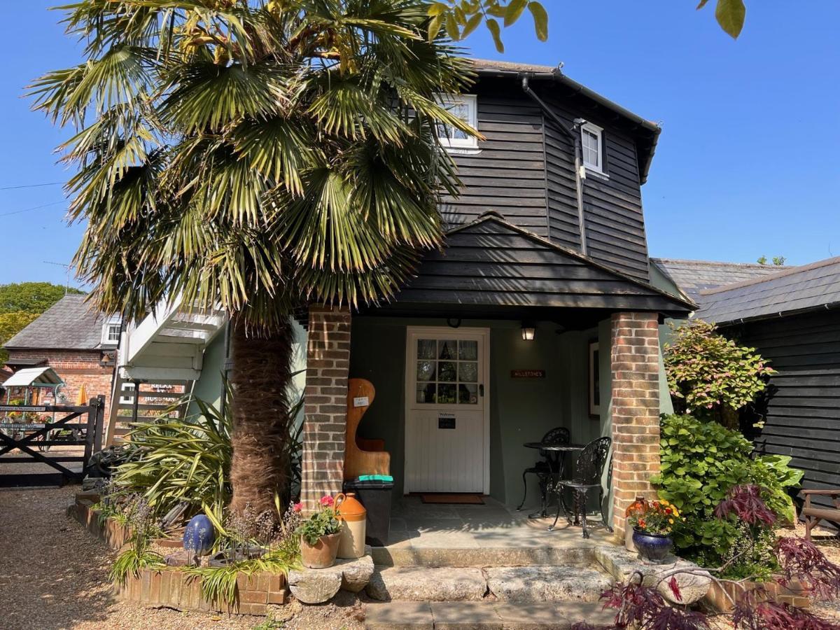 Hunston Mill Self Catering Dog Stay For Free Chichester Luaran gambar