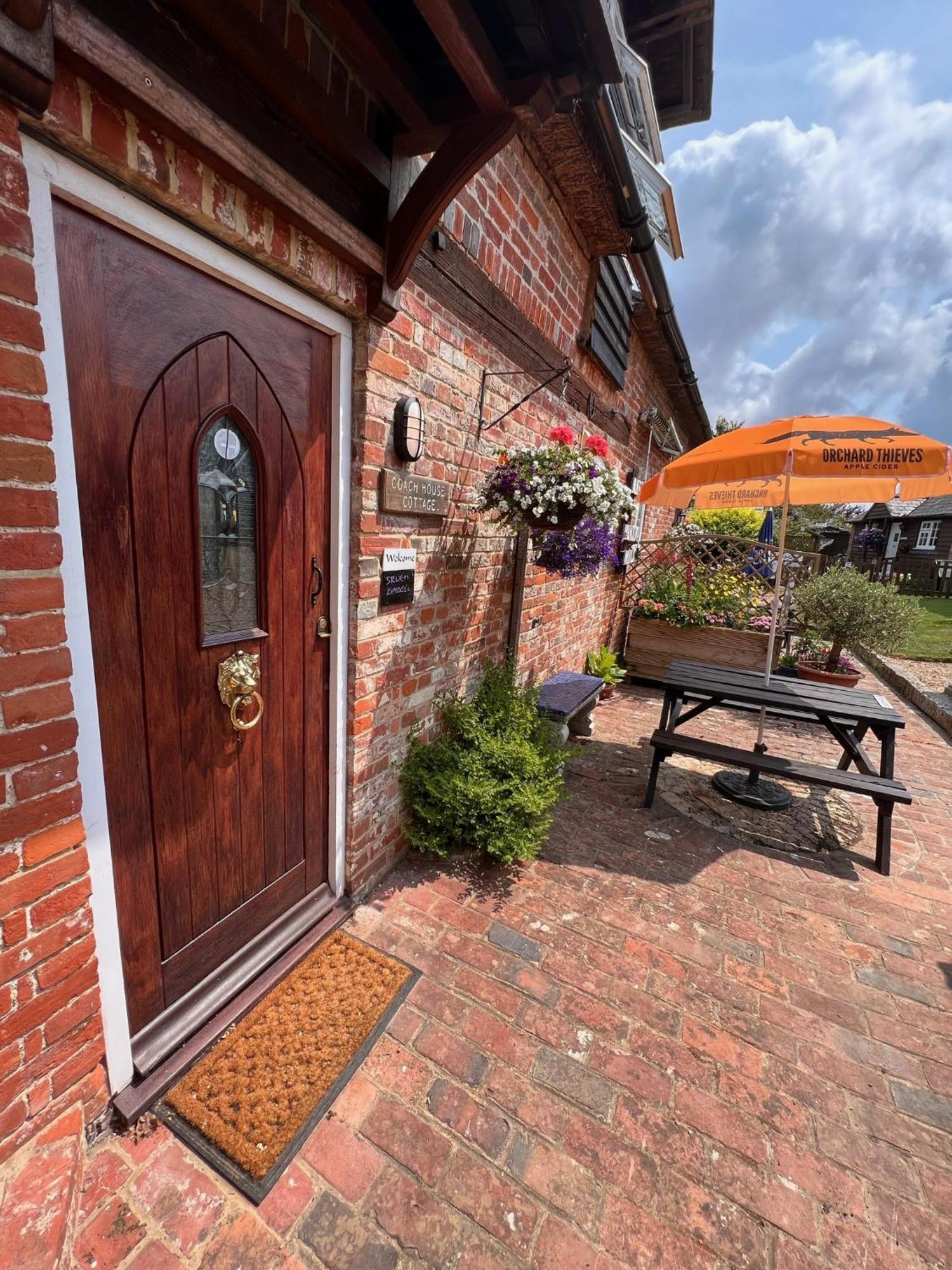 Hunston Mill Self Catering Dog Stay For Free Chichester Luaran gambar