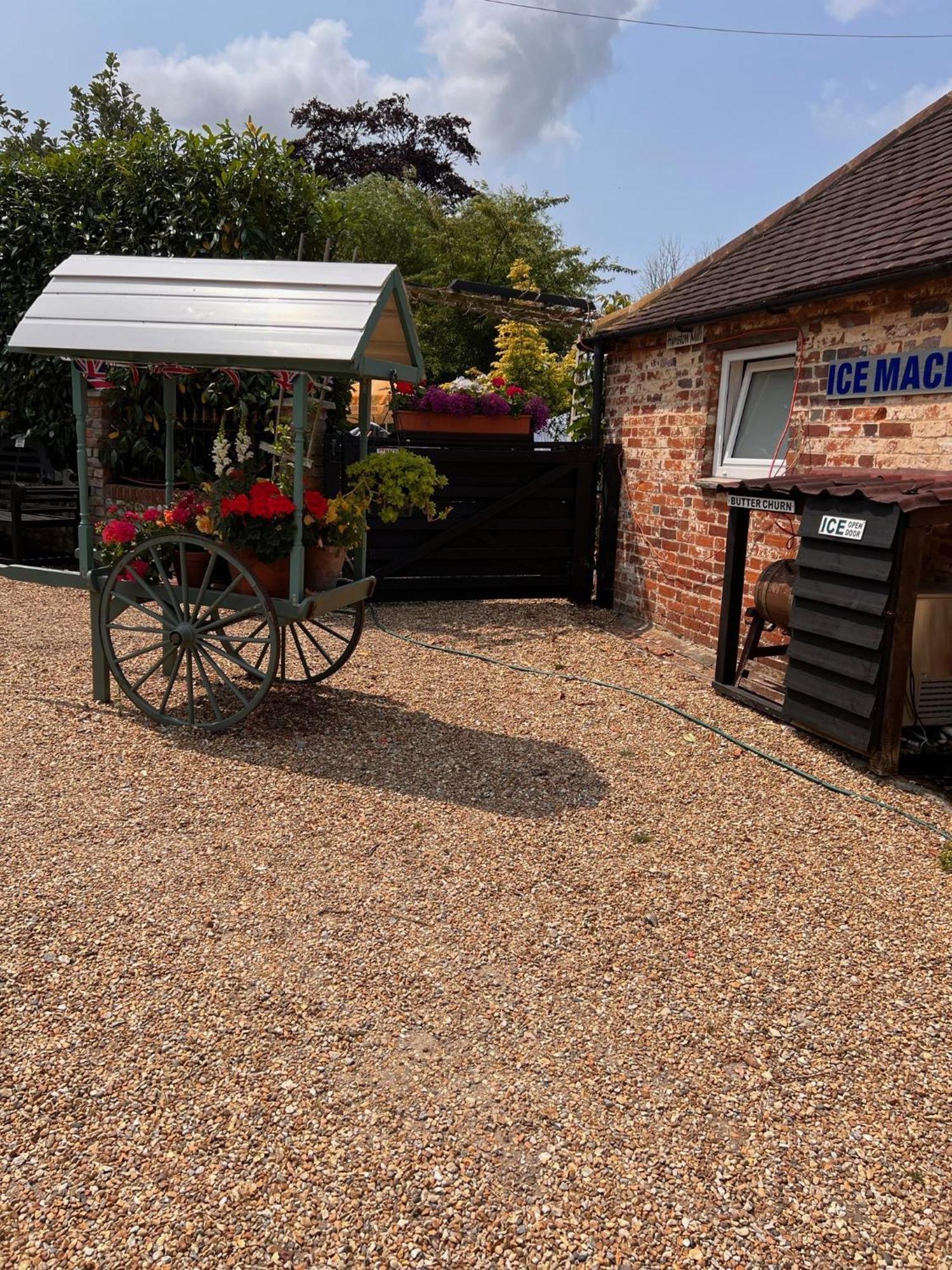 Hunston Mill Self Catering Dog Stay For Free Chichester Luaran gambar