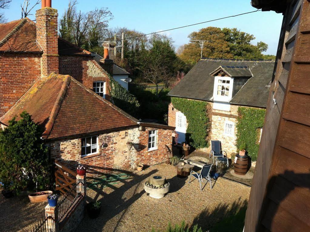 Hunston Mill Self Catering Dog Stay For Free Chichester Luaran gambar